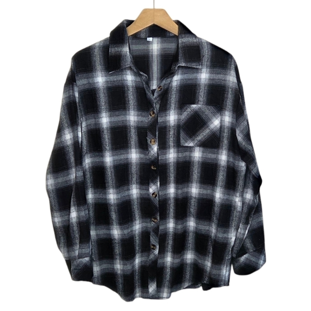 Black & White Plaid Button Front Tunic Shirt Size Large